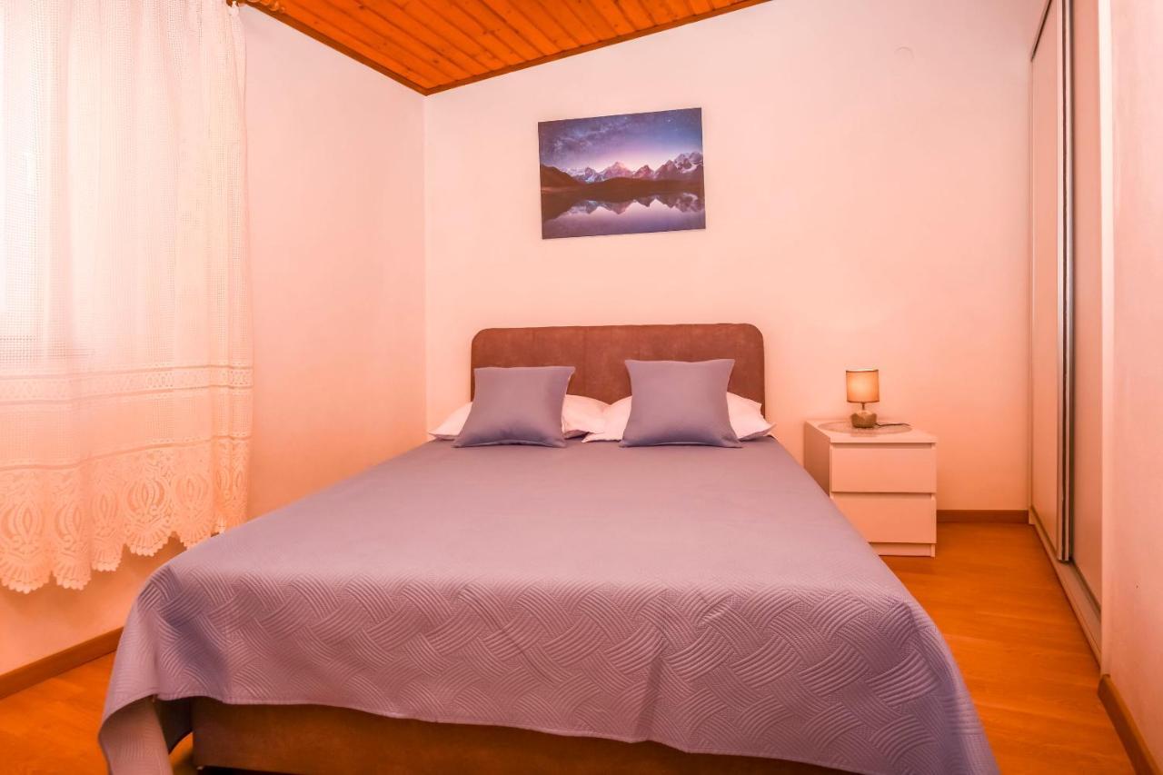 Apartment Mira Primošten Cameră foto