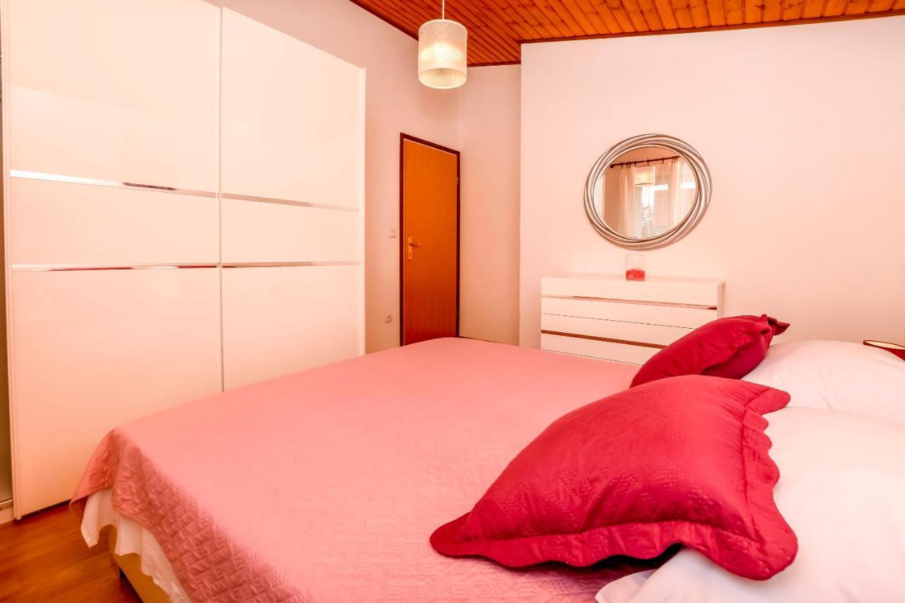 Apartment Mira Primošten Cameră foto